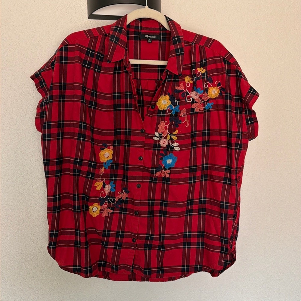 Madewell button down embroidered shirt - Lg